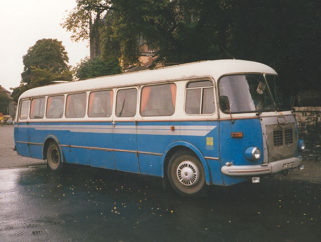 Bus-blau-AKuechler-240105-01.jpg