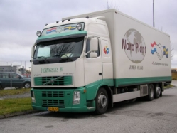 Volvo-FH12-460-Noro-Wihlborg-121204-1-NL
