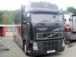 Volvo-FH12-schwarz-Strauch-130806-02