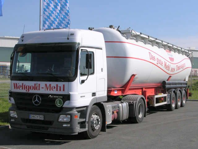 MB-Actros-1841-MP2-Weltgold-Kellers-311005-01.jpg