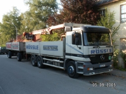 MB-Actros-2643-Roessle-Bach-061105-01