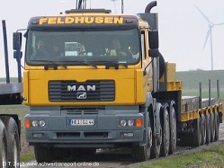 MAN-F2000-Evo-41464-Feldhusen-Zech-141205-01