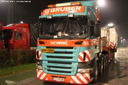 Scania-R-560-90-Gruber-221010-04