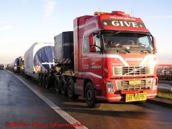 Volvo-FH16-660-Give-Koster-141210-01