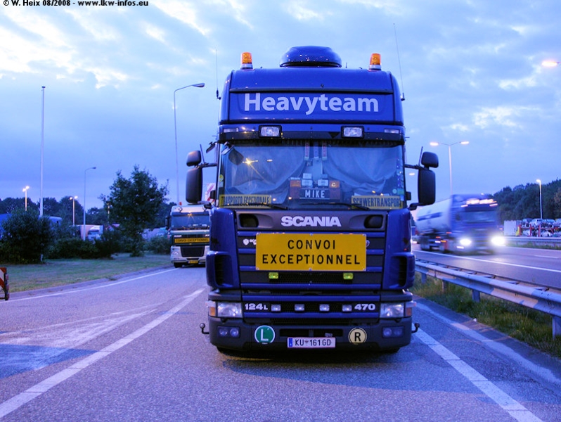 Scania-124-L-470-Heavyteam-110908-03.jpg