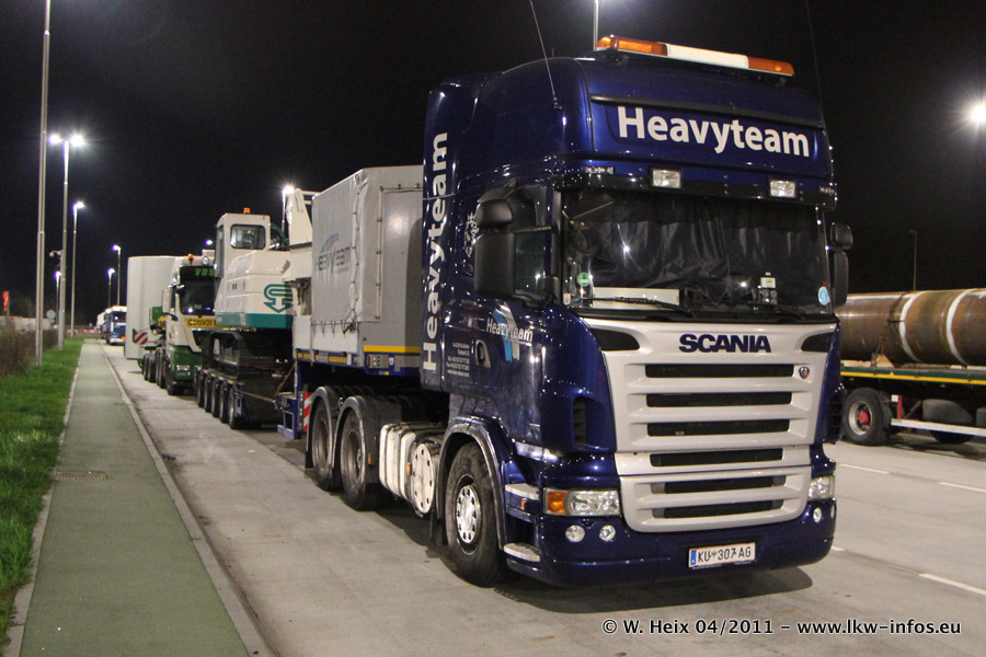 Scania-R-Heavyteam-010411-01.jpg