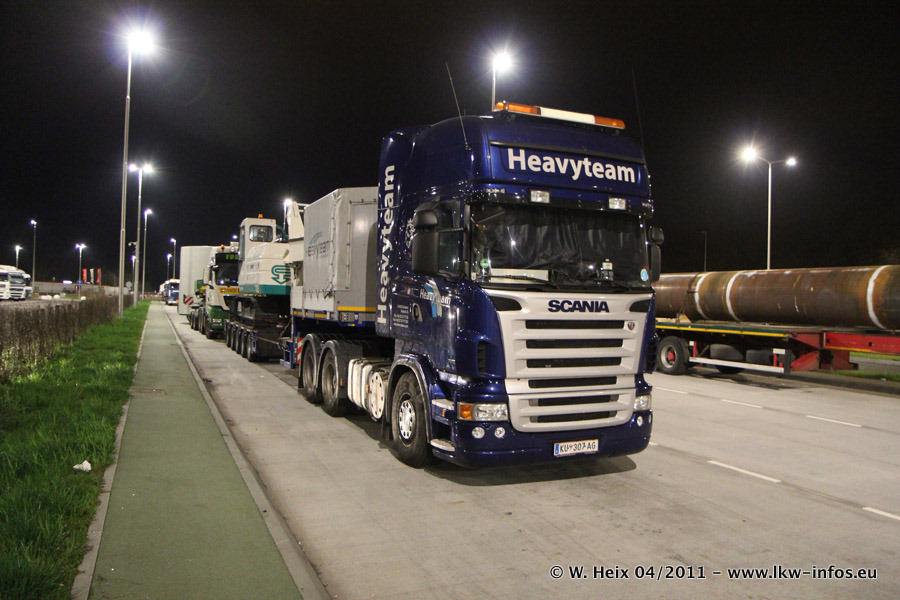 Scania-R-Heavyteam-010411-02.jpg