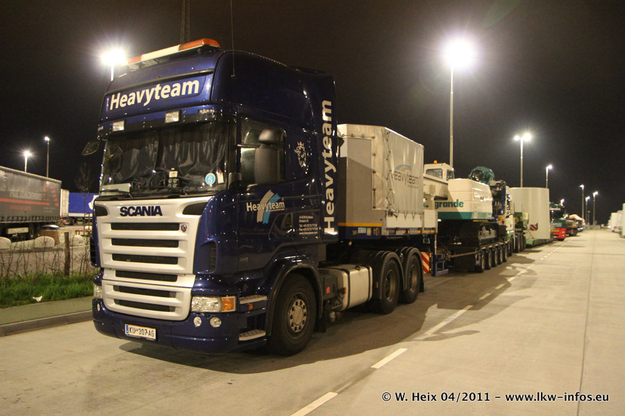 Scania-R-Heavyteam-010411-07.jpg