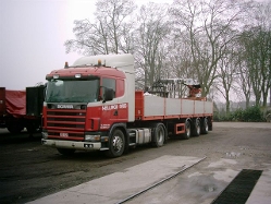 Scania-4er-Hellings-deRaeve-121204-1