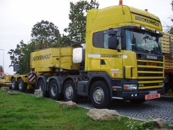 Scania-144-G-530-Boeckenholt-Holz-301104-1