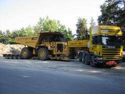 Scania-144-G-530-Hoevelmann-Nehls-230308-01