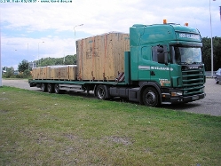 Scania-124-L-420-Hoevelmann-130807-01
