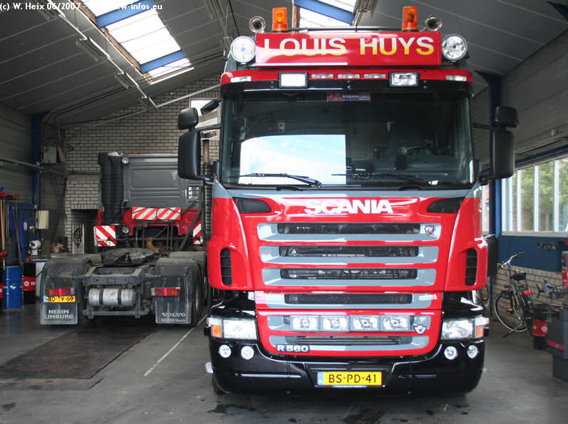 Scania-R-560-Huys-220607-03.jpg
