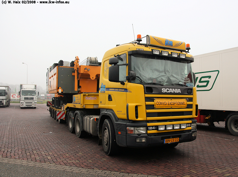 Scania-124-G-420-JLM-130208-02.jpg
