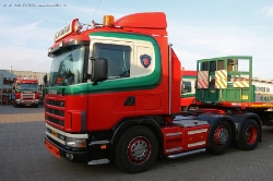 Scania-144-L-460-Vlastuin-131208-07