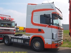 072-Scania-124-L-420-weiss-230406-01