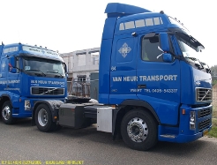 102-Volvo-FH12-460-van-Heur-230406-01