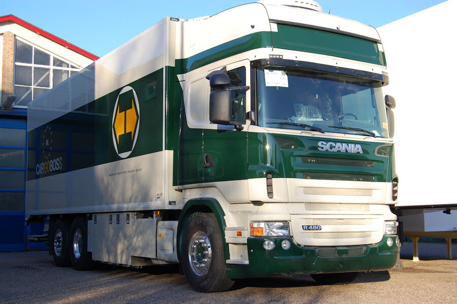 Scania-R-II-480-Cargoboss-vMelzen-160110-04.jpg - Henk van Melzen