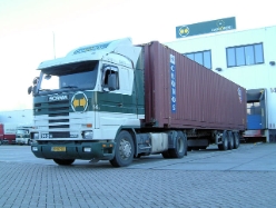 Scania-143-M-420-Cargoboss-vMelzen-311206-01