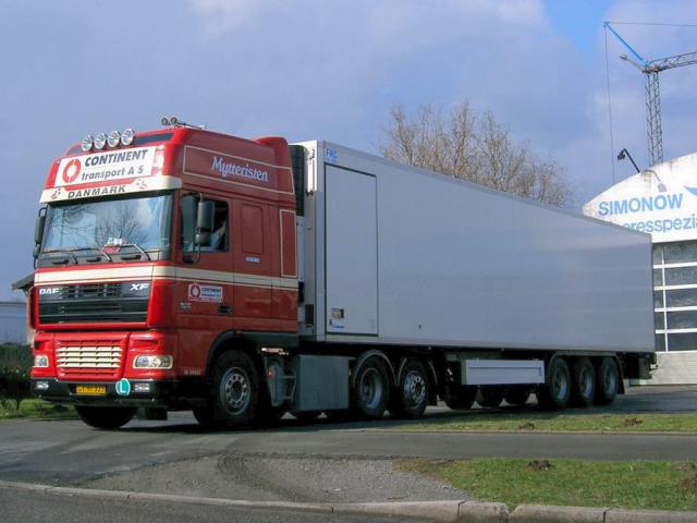 DAF-XF-KUEKOSZ-Continent-Szy-140304-1-DK.jpg - Trucker Jack