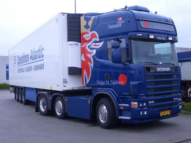 Scania-164-L-580-Nielsen-Atlantic-Stober-281204-02.jpg - Ingo Stober
