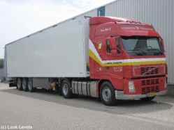 Volvo-FH-Cremers-Levels-160906-01