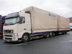 Volvo-FH12-CS-Cargo-Holz-170106-01