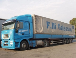 Iveco-Stralis-AS-440S48-Galassini-Holz-100105-01