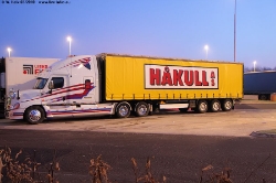 Freightliner-Hakull-090310-04
