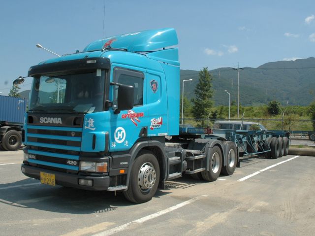 Scania-124-L-420-Jeong-290804-1.jpg