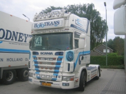 Scania-4er-Hovotrans-Boeder-110806-01