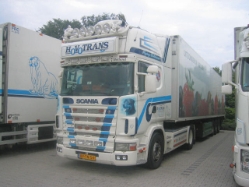 Scania-4er-Hovotrans-Boeder-110806-03