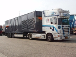 Scania-4er-Hovotrans-Holz-240807-01