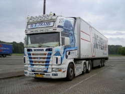Scania-164-L-480-Hovotrans-Vreeman-110705-01
