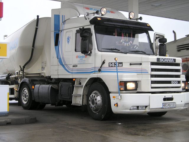 Scania-143-M-500-Koerdel-Reck-200505-01.jpg - Marco Reck