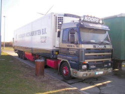 Scania-113-M-380-KUEKO-Koops-Reck-140304-1