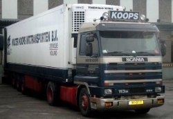 Scania-113-M-380-Koops-Kolmorgen-080105-1