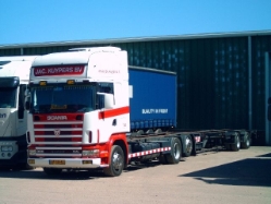 Scania-114-L-380-Kuypers-Levels-260705-01