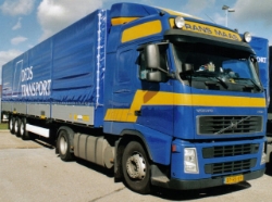 Volvo-FH12-420-Maas-Wolters-281206-01