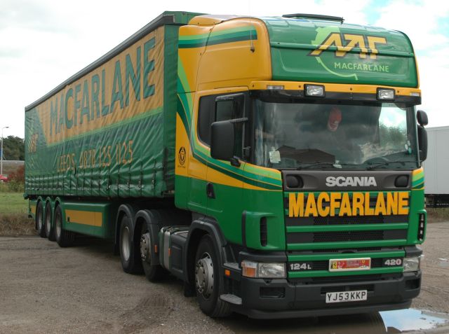 Scania-124-L-420-Macfarlane-Schiffner-040406-00-GB.jpg