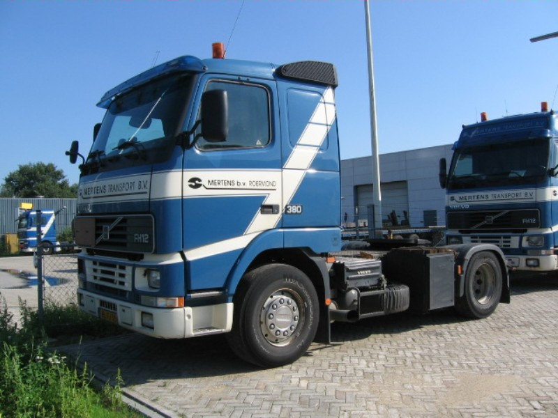 Volvo-FH12-380-Mertens-Bocken-100907-06.jpg - S. Bocken