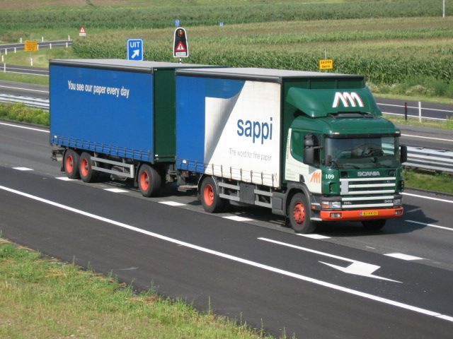 Scania-114-L-340-Meulenberg-Bocken-311005-03.jpg - S. Bocken