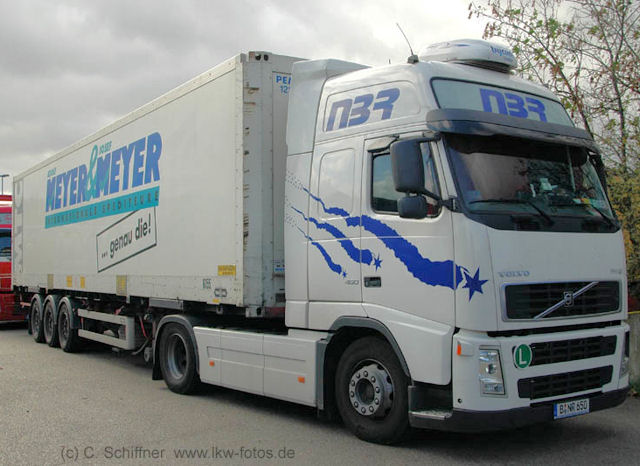Volvo-FH12-420-Meyer+Meyer-SUB-Schiffner-210107-01.jpg - Carsten Schiffner