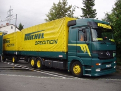 MB-Actros-2540-Michel-Holz-120904-3