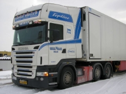 Scania-R-580-weiss-Moeller-Wihlborg-050206-01