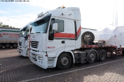 Iveco-Stralis-AS-440-S-48-Moss-Plus-1306069-06