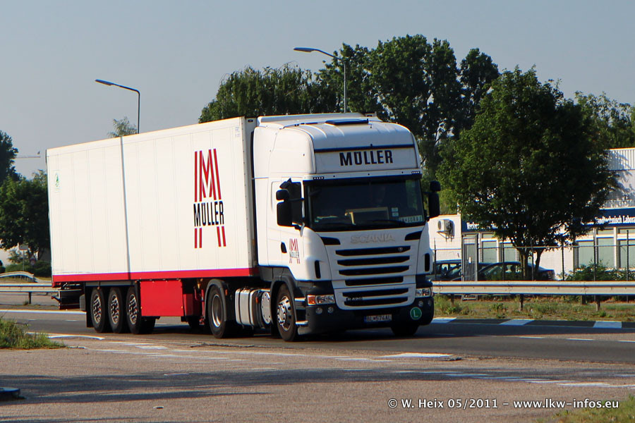 Scania-R-II-420-Mueller-110511-01.jpg
