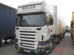 Scania-R-420-Mueller-AKovacs-040206-01