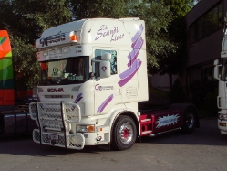 Scania-R-420-Muther-Ben-130508-01