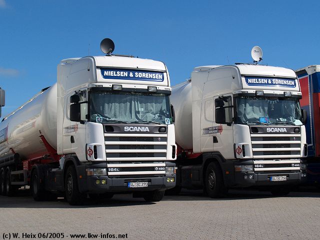 Scania-164-L-480-Nielsen-Soerensen-280605-01.jpg